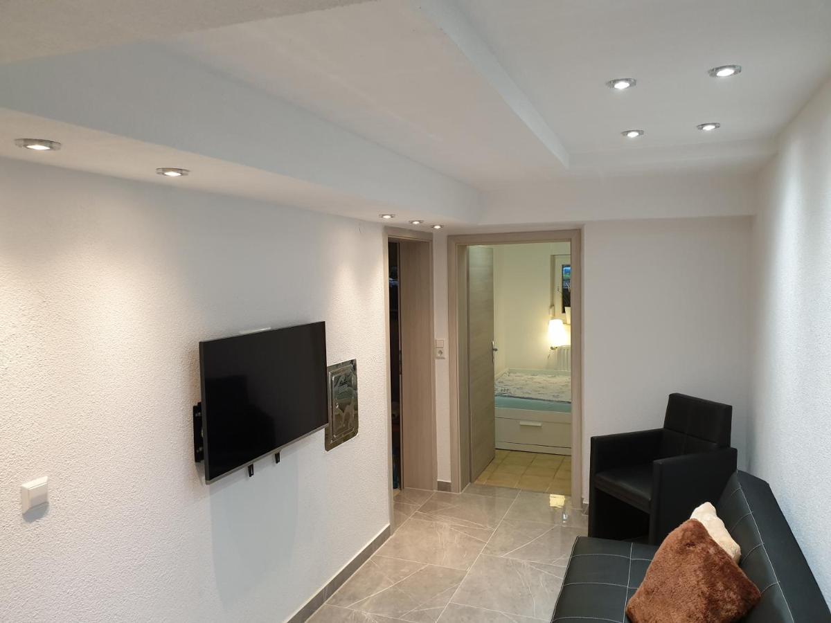 Moderne Einliegerwohnung Amara - Friedrichshafen Am Bodensee ภายนอก รูปภาพ
