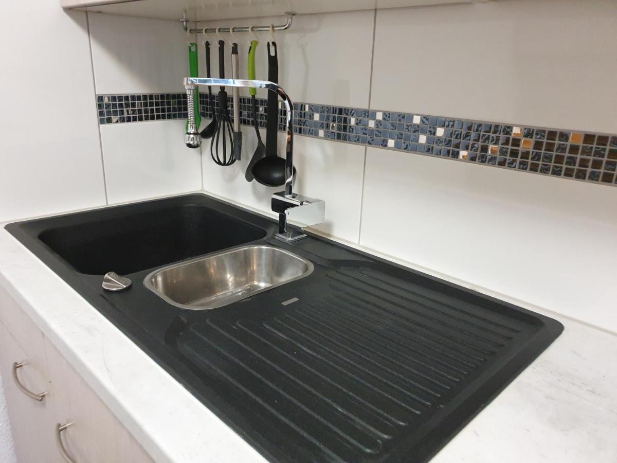 Moderne Einliegerwohnung Amara - Friedrichshafen Am Bodensee ภายนอก รูปภาพ
