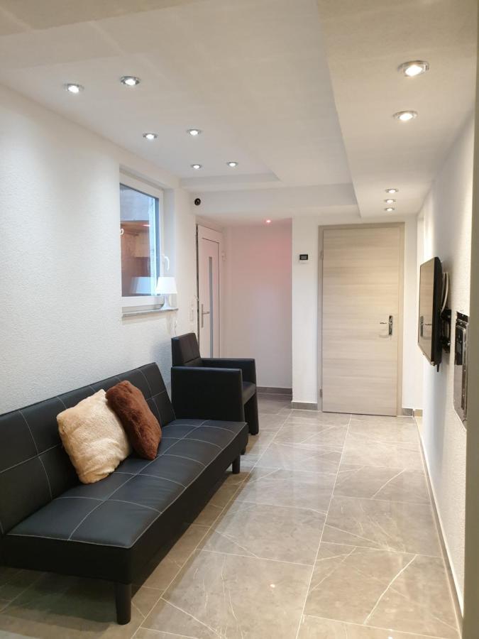 Moderne Einliegerwohnung Amara - Friedrichshafen Am Bodensee ภายนอก รูปภาพ