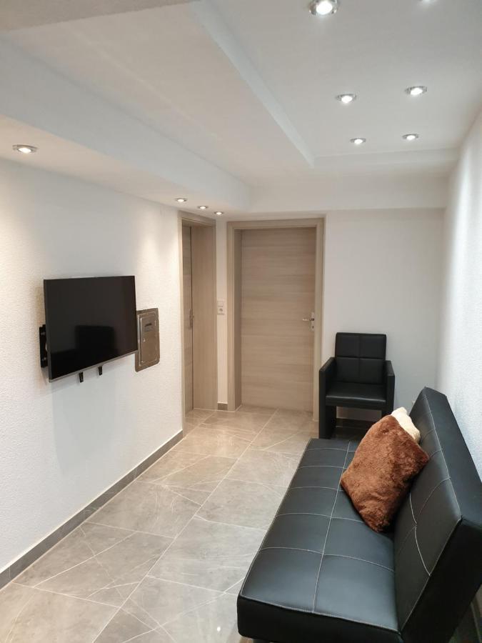Moderne Einliegerwohnung Amara - Friedrichshafen Am Bodensee ภายนอก รูปภาพ
